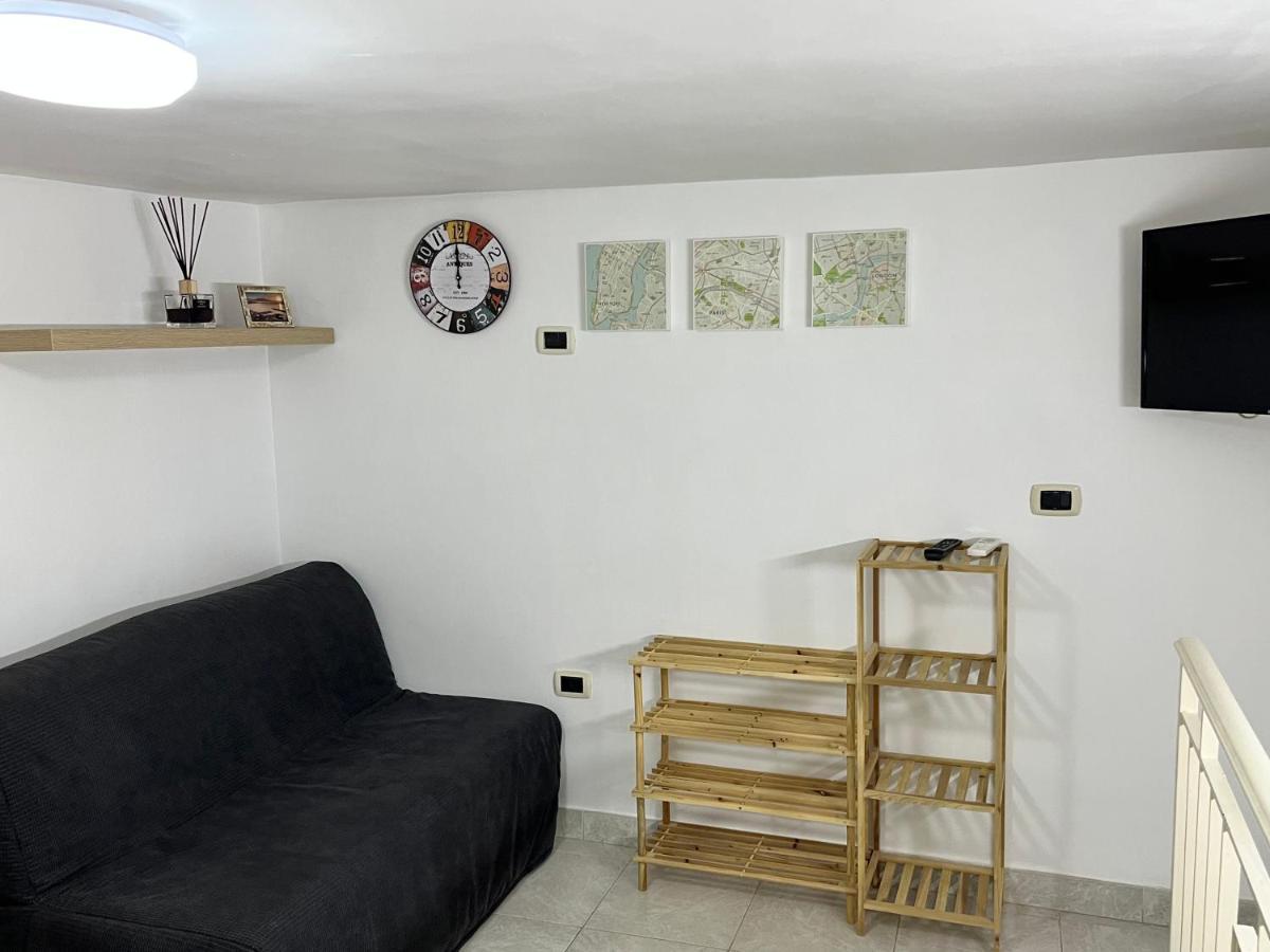 Regy Bed and Breakfast Νάπολη Εξωτερικό φωτογραφία