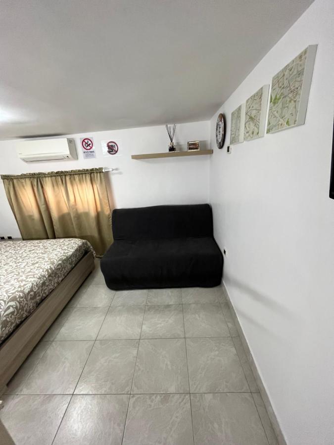 Regy Bed and Breakfast Νάπολη Εξωτερικό φωτογραφία