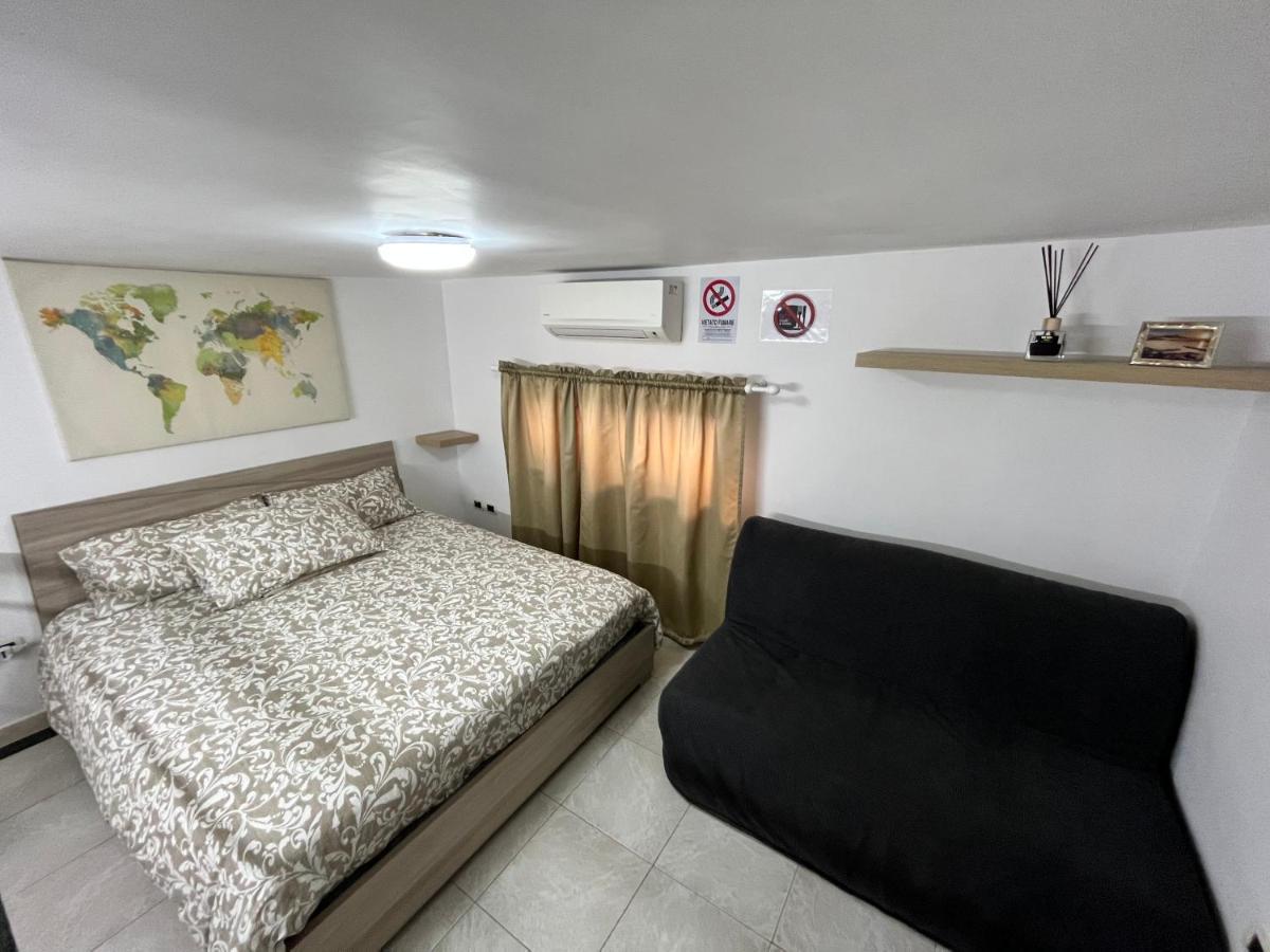 Regy Bed and Breakfast Νάπολη Εξωτερικό φωτογραφία