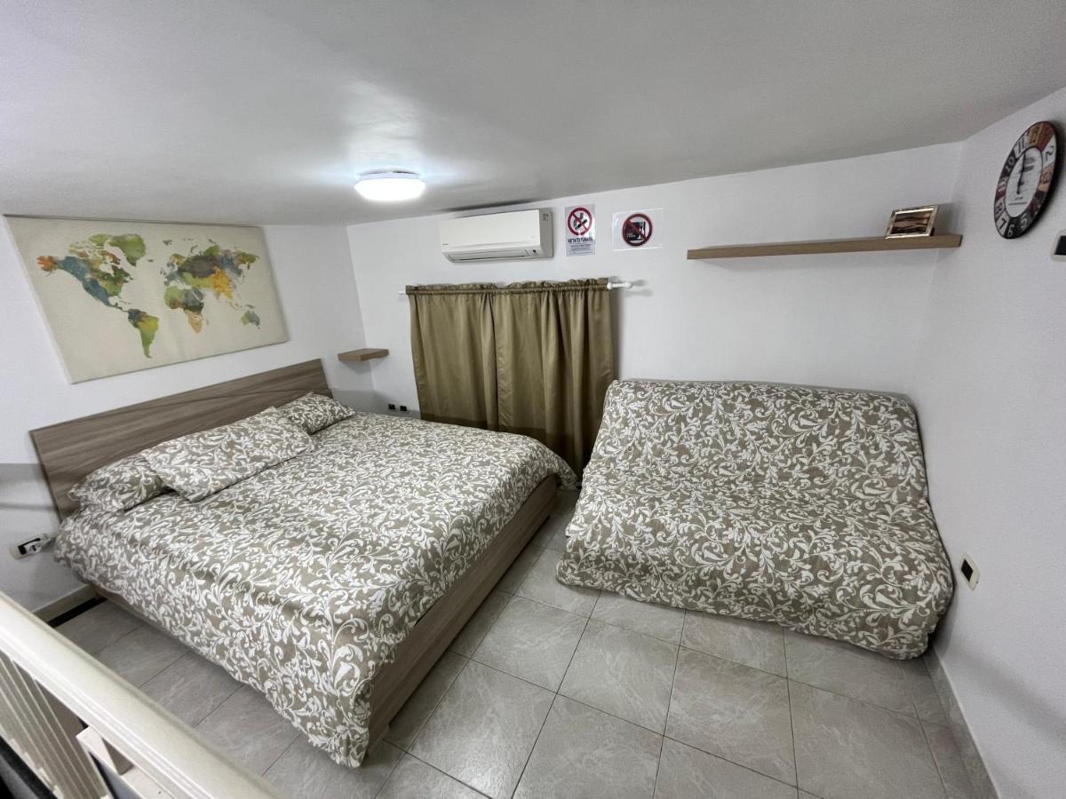 Regy Bed and Breakfast Νάπολη Εξωτερικό φωτογραφία