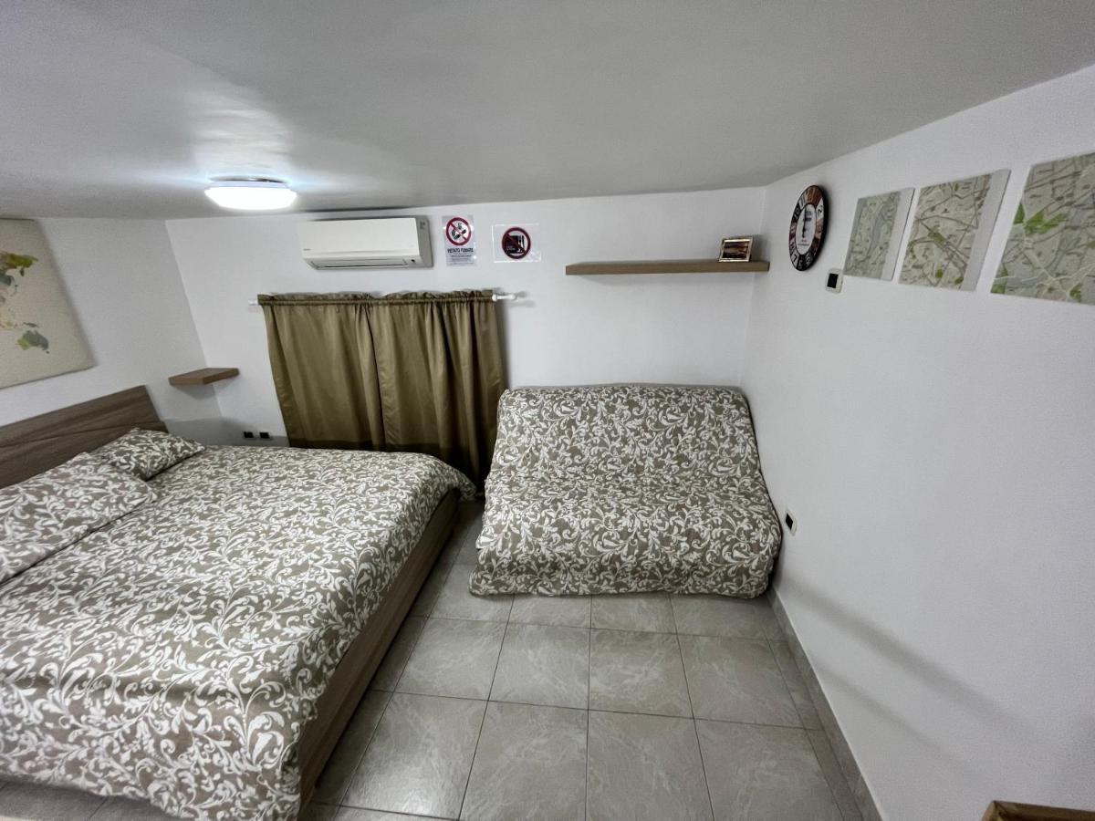 Regy Bed and Breakfast Νάπολη Εξωτερικό φωτογραφία