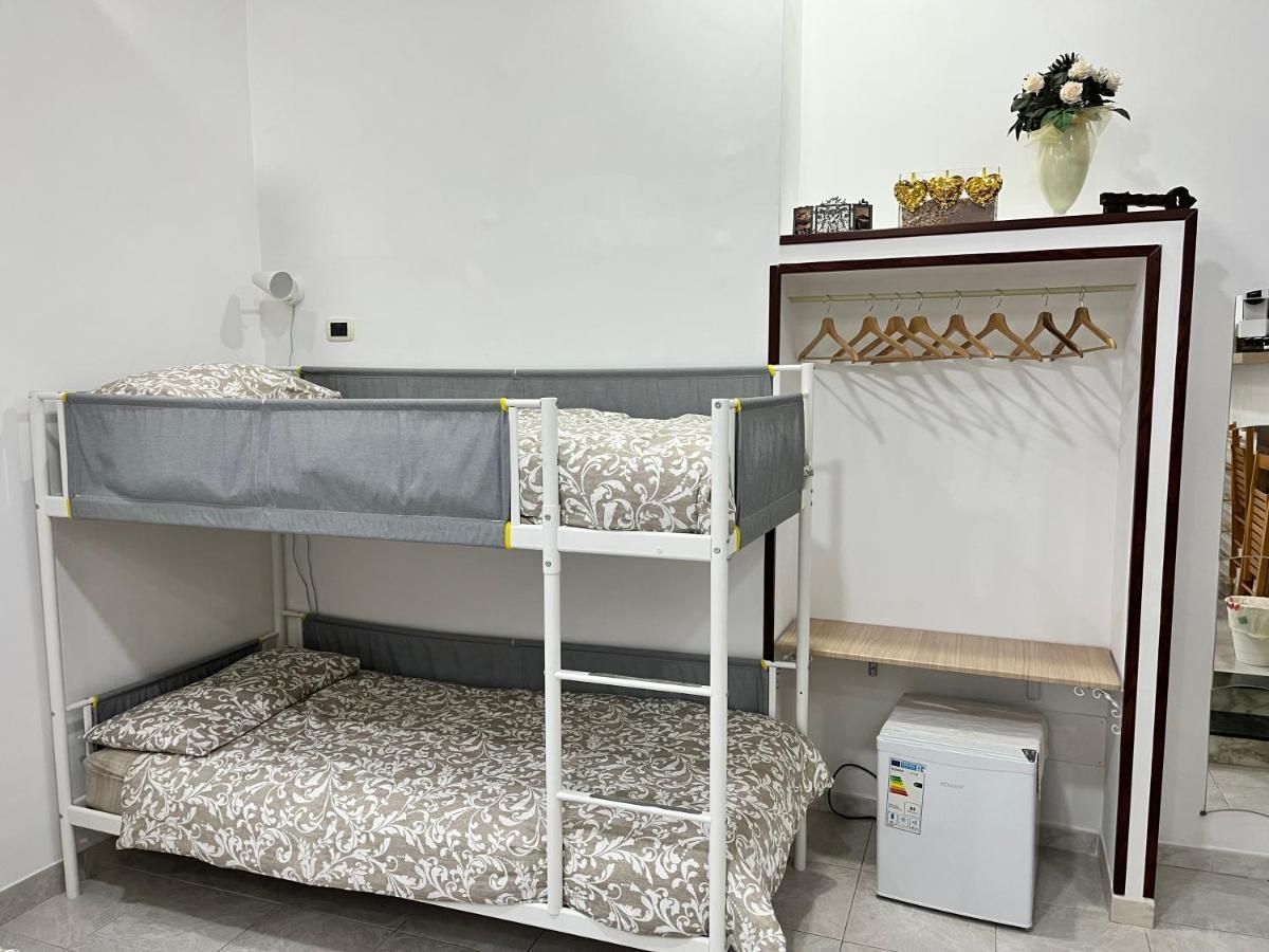 Regy Bed and Breakfast Νάπολη Εξωτερικό φωτογραφία