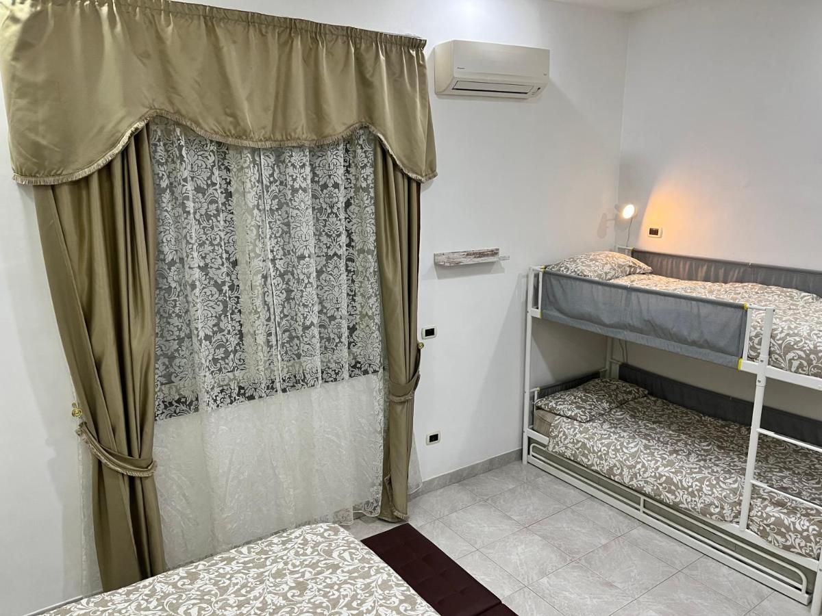Regy Bed and Breakfast Νάπολη Εξωτερικό φωτογραφία