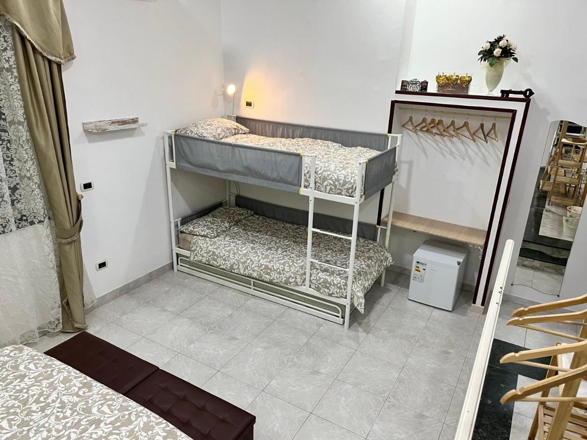 Regy Bed and Breakfast Νάπολη Εξωτερικό φωτογραφία