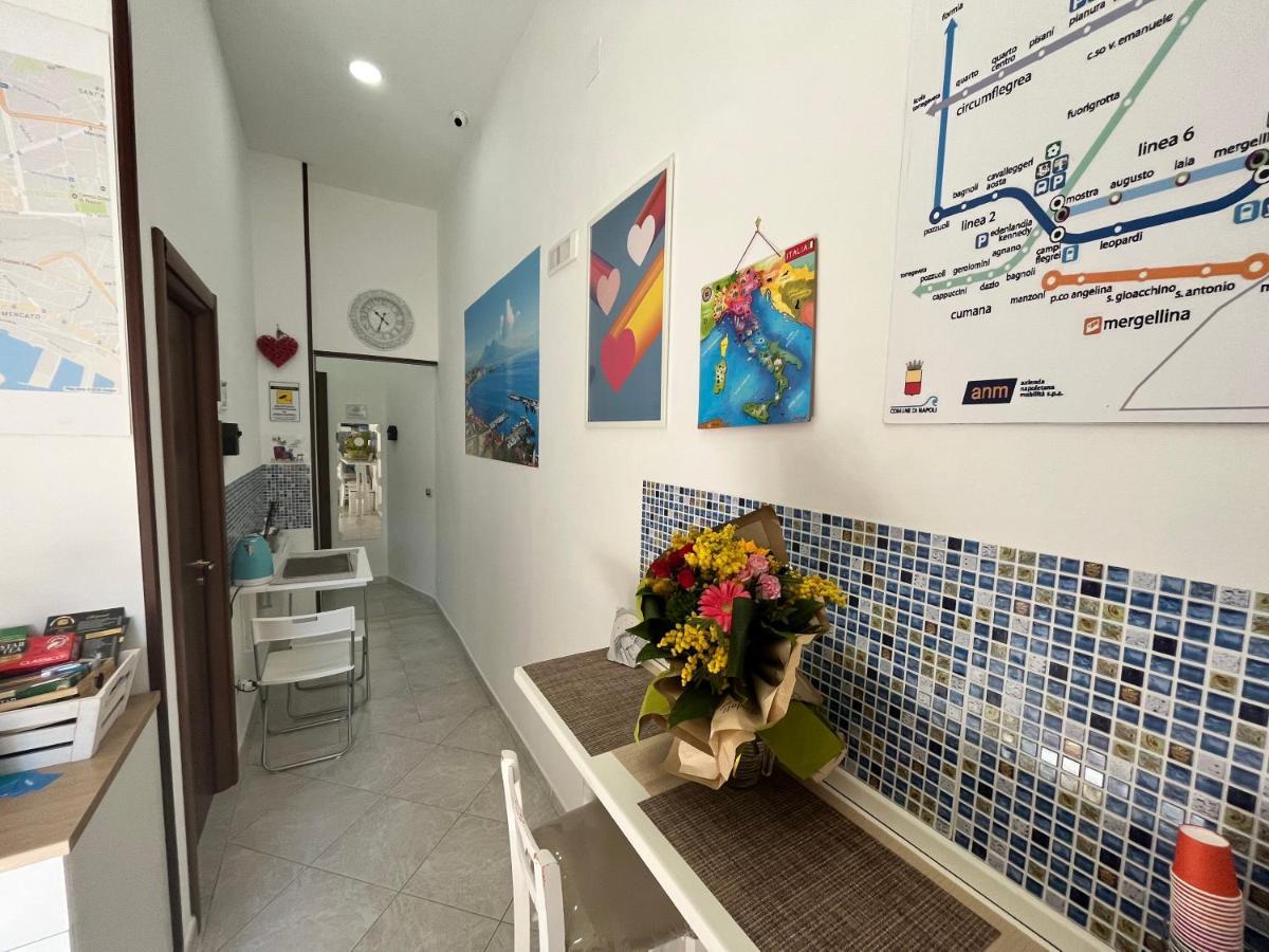Regy Bed and Breakfast Νάπολη Εξωτερικό φωτογραφία