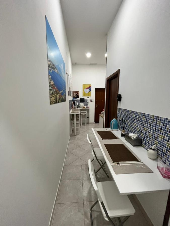 Regy Bed and Breakfast Νάπολη Εξωτερικό φωτογραφία
